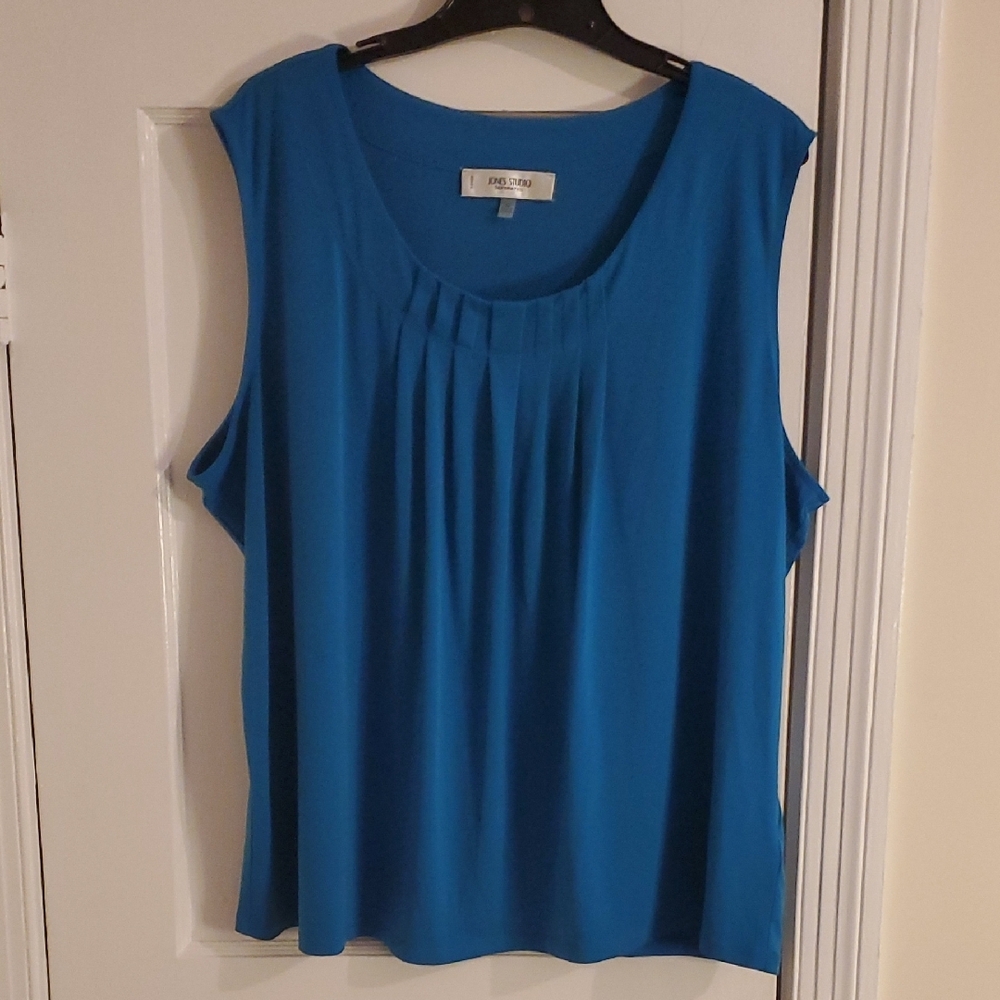 Jones New York Blue Pleated Scoop Neck Tank Top